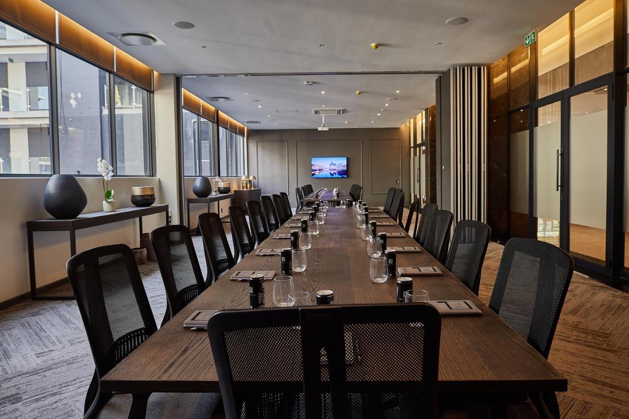 The Catalyst Apartment Hotel By Newmark โจฮันเนสเบิร์ก ภายนอก รูปภาพ