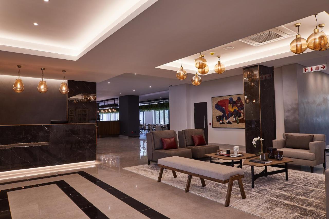 The Catalyst Apartment Hotel By Newmark โจฮันเนสเบิร์ก ภายนอก รูปภาพ