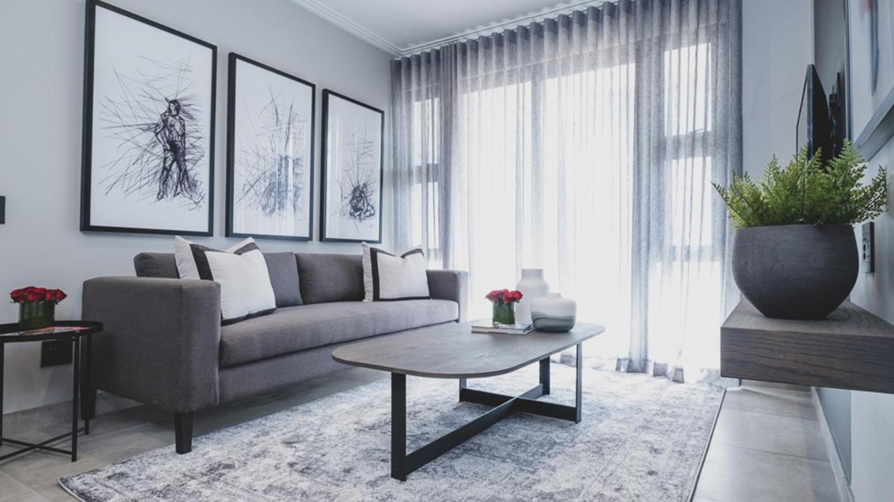 The Catalyst Apartment Hotel By Newmark โจฮันเนสเบิร์ก ภายนอก รูปภาพ