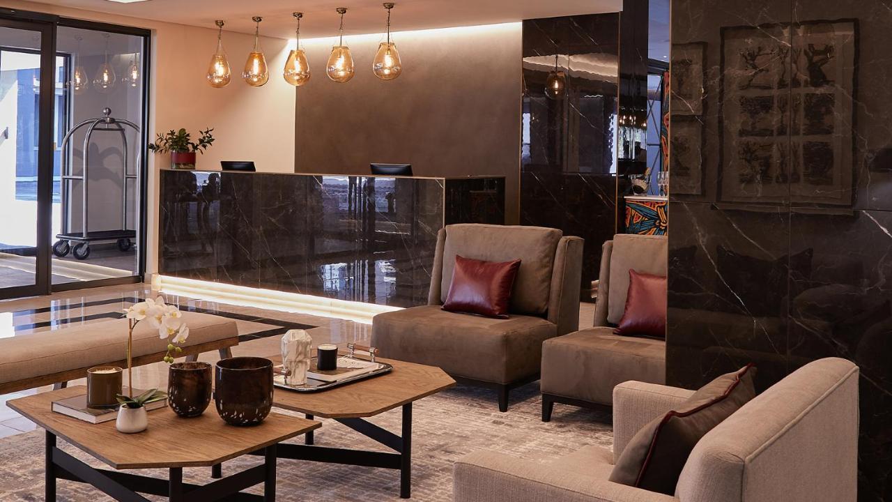 The Catalyst Apartment Hotel By Newmark โจฮันเนสเบิร์ก ภายนอก รูปภาพ