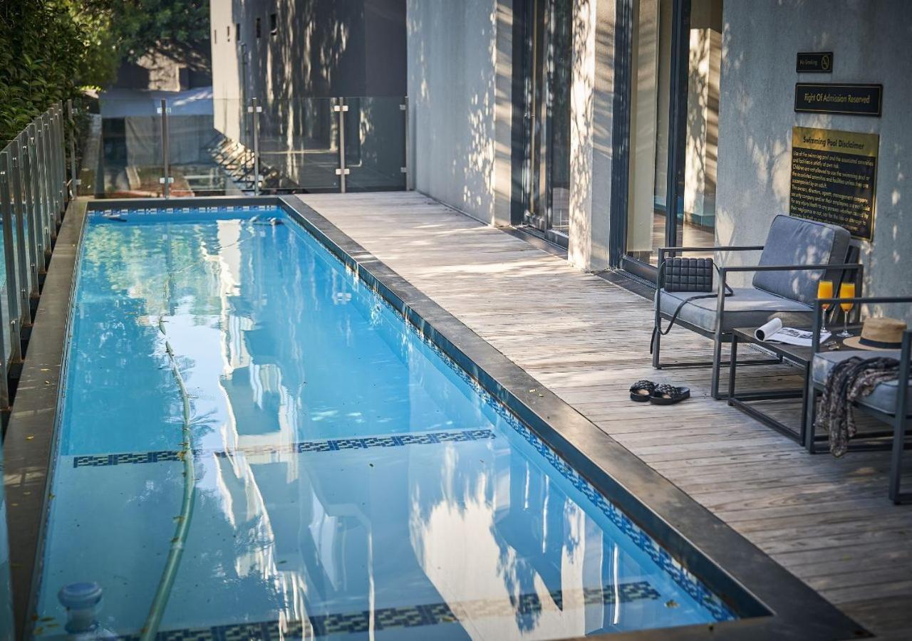 The Catalyst Apartment Hotel By Newmark โจฮันเนสเบิร์ก ภายนอก รูปภาพ