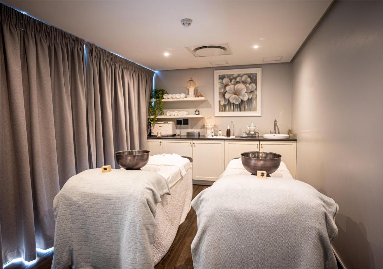 The Catalyst Apartment Hotel By Newmark โจฮันเนสเบิร์ก ภายนอก รูปภาพ