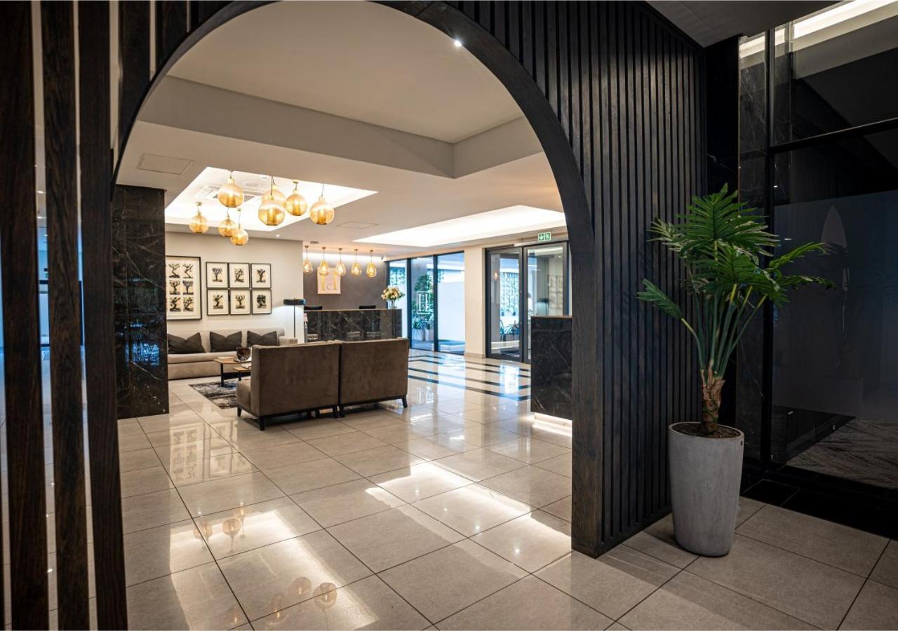 The Catalyst Apartment Hotel By Newmark โจฮันเนสเบิร์ก ภายนอก รูปภาพ